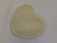 Pure Natural Loofah Sponge Heart Shape Training Molar Teeth Cleaning Toy